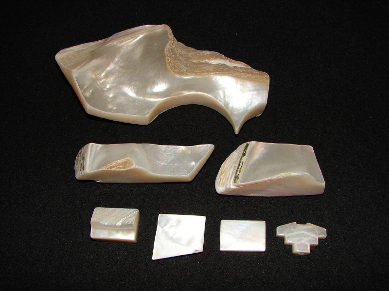 Production steps of a mother of pearl  Button
